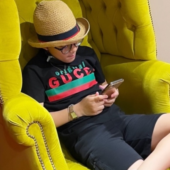 SOLD❤️🙏🫶🏻💯authentic ❤️Gucci tops - Picture 4 of 9